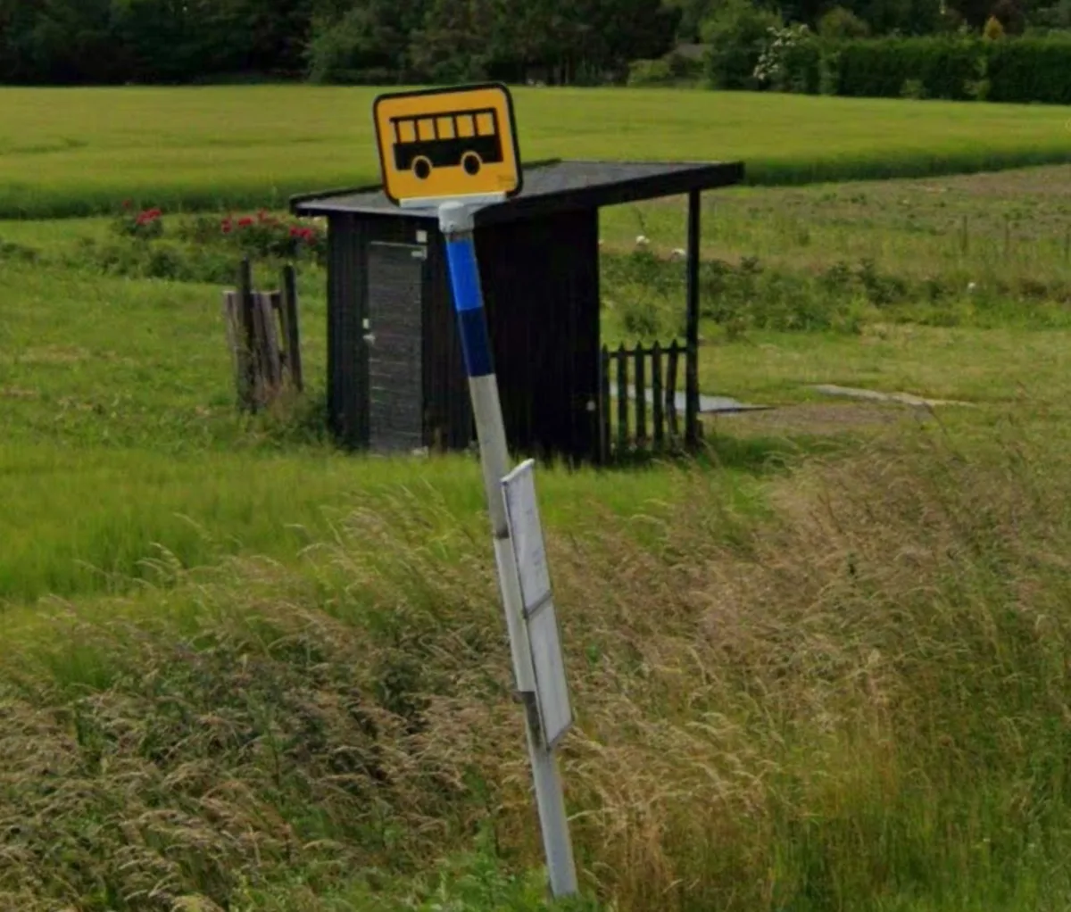 Light blue and dark blue: 800A and 900A at Skovmøllevej